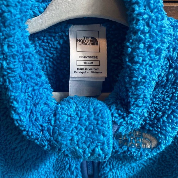 🦕 The North Face Boy Vest - Picture 3 of 5